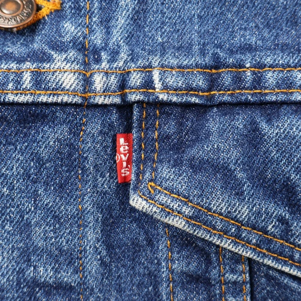 Levi's Vintage 70506 Denim Trucker Jacket Men's 44 Blue USA Red Tab